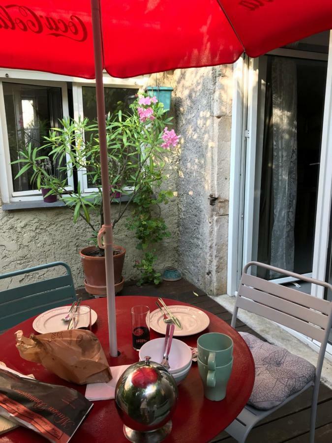 Appartement chez la Berthe Colmé à Toul Extérieur photo